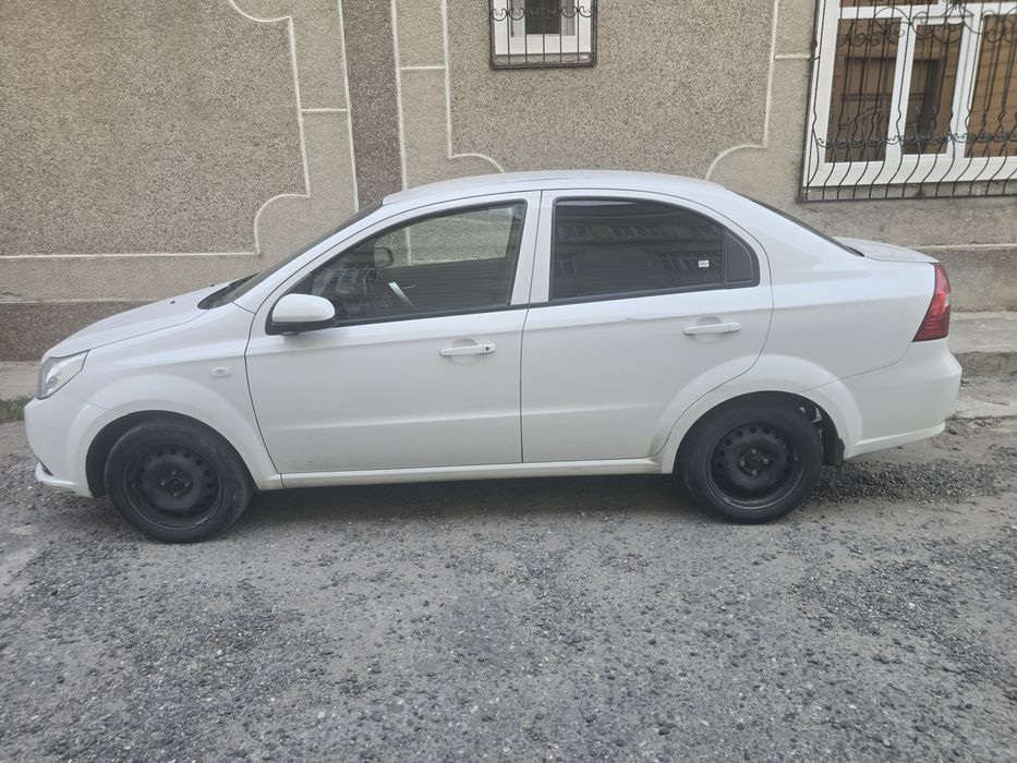 Сдаётся в аренду автомобиль нексия 3