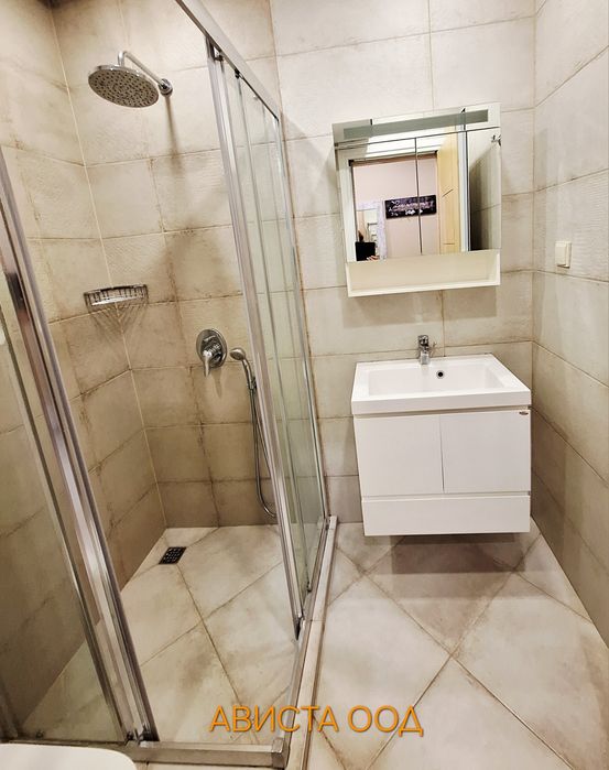 Дава се под наем Двустаен апартамент в Варна, м-т Траката - 60 кв.м за 561 € - Снимка #13