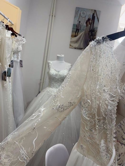 Rochie de mireasa- purtata o singura data
