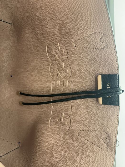 Двулицева чанта Guess
