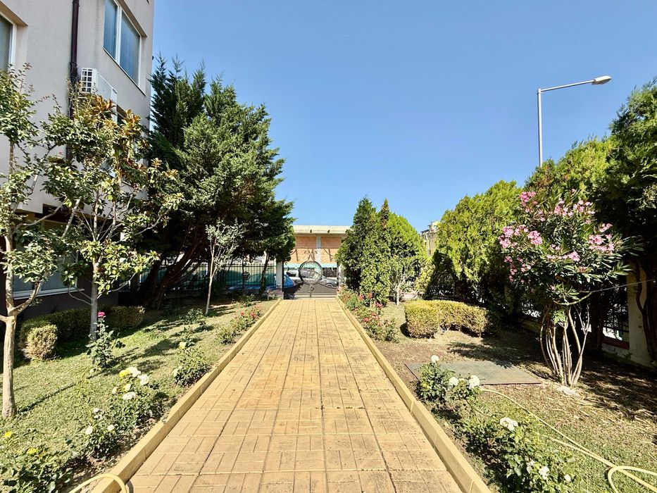 Продава се Едностаен апартамент в Несебър - 56 кв.м за 1461 €/кв.м - Снимка #22