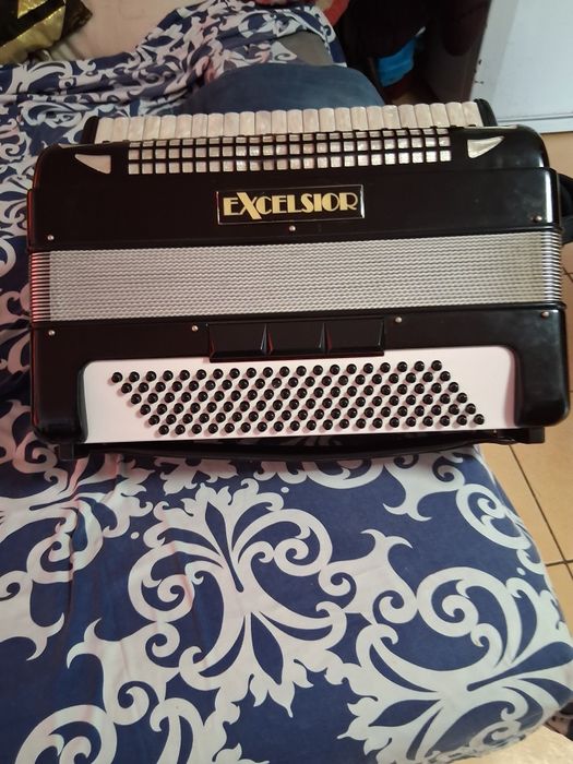 Vanzare acordeon Hohhner