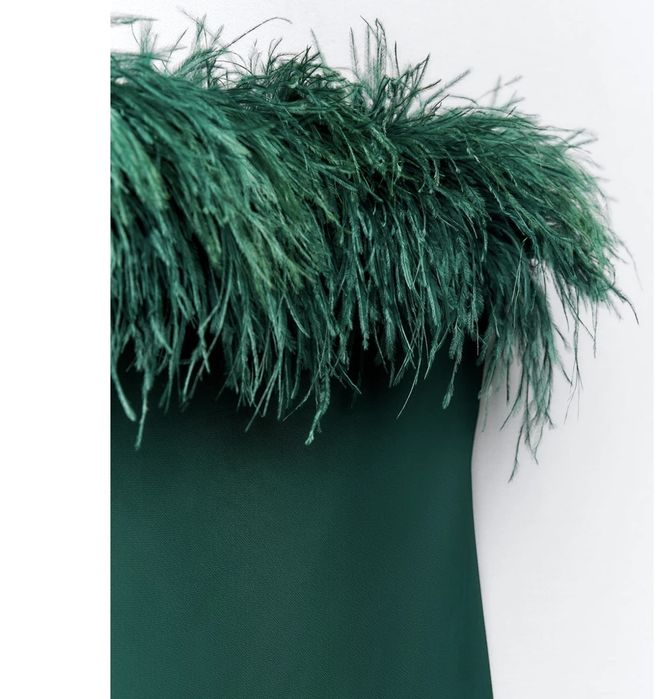 Rochie satinata cu pene Zara limited edition