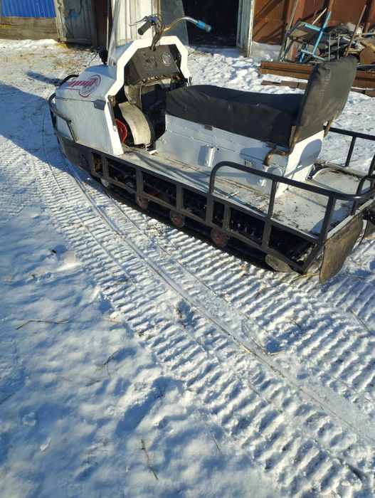 Продам Снегоход Буран