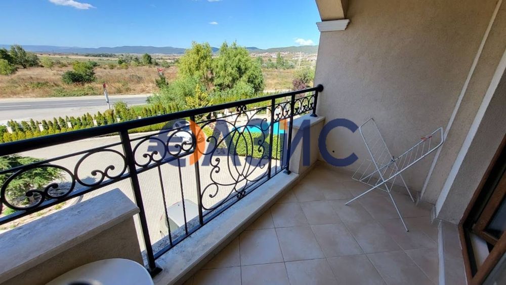 Продава се Двустаен апартамент в к.к. Слънчев бряг - 61 кв.м за 602 €/кв.м - Снимка #6