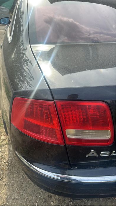 Tripla spate audi a8 d3 led