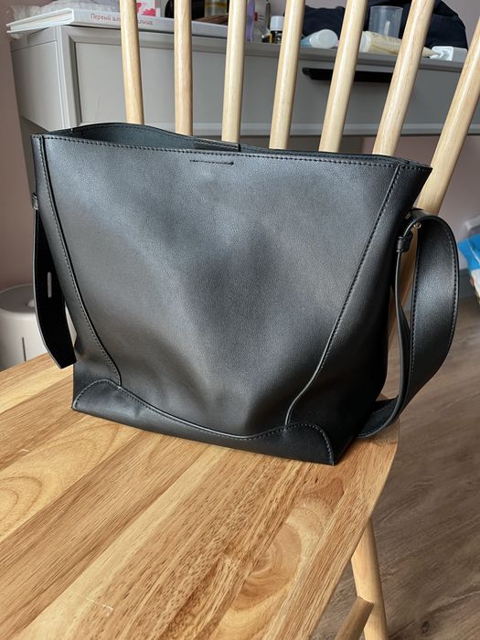 кожаная черная сумка