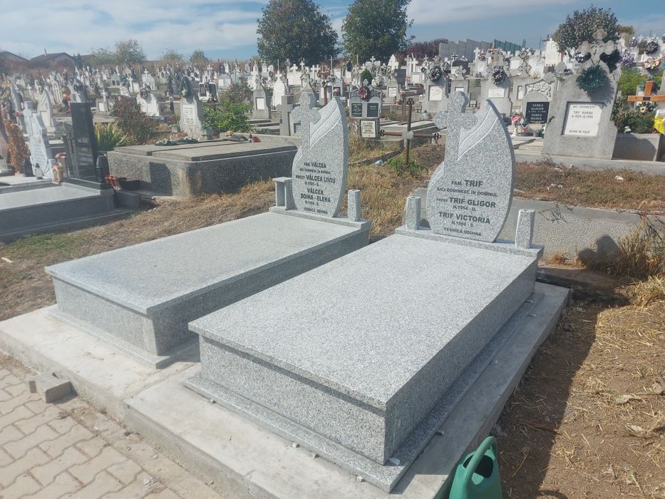 Monumente Funerare Granit Simeria