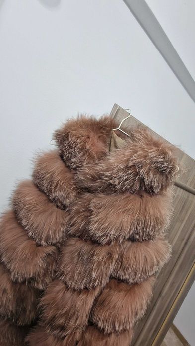 Vesta lunga Blană deosebita