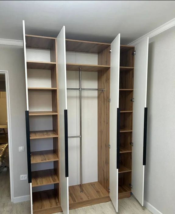 Сборщик мебели..