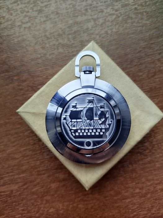 часы Ракета Корабль СССР Новые