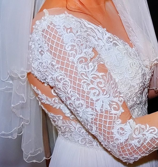 Vand rochie mireasa