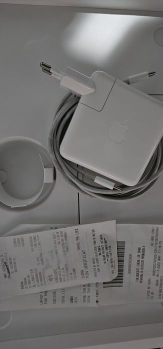 Încărcător macbook pro m1