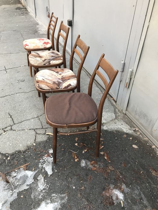 Продам венские стулья