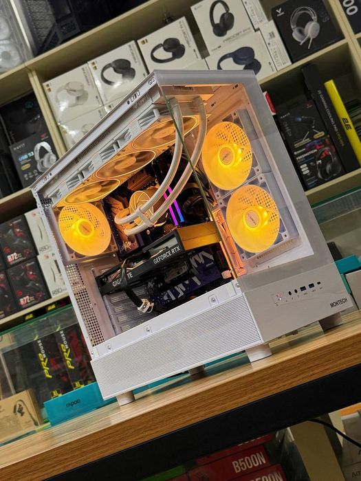 Game zone Bugatti uz mijozlarika kompyuter terib berishni boshladi