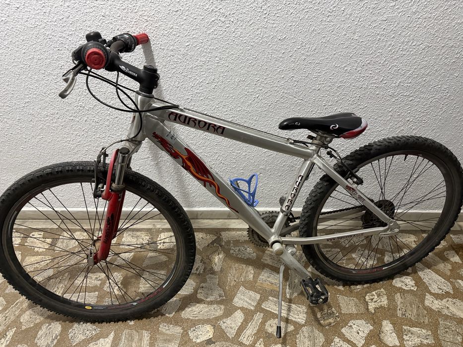 Bicicleta cadru aluminiu, foarte robusta, roti 24