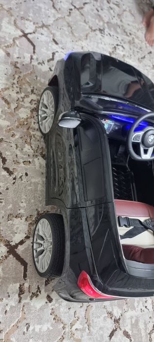 Детский электромобиль BMW