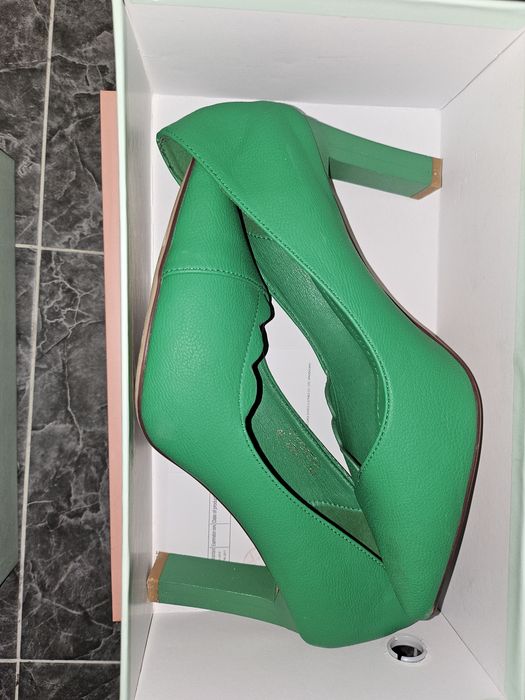 Обувь туфли  полсапожка