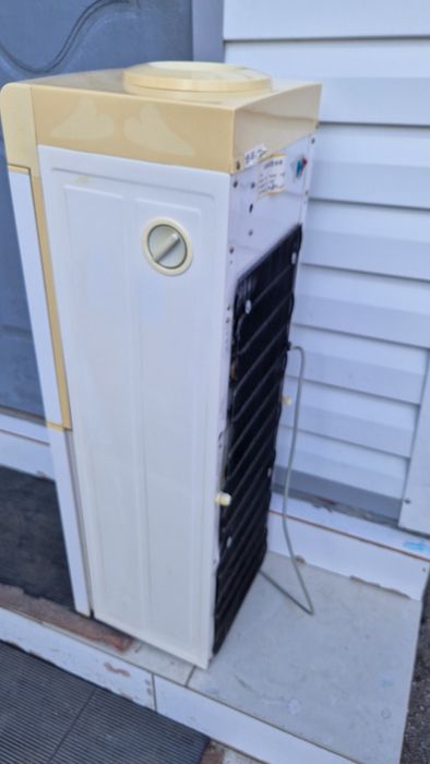 продам деспенсер