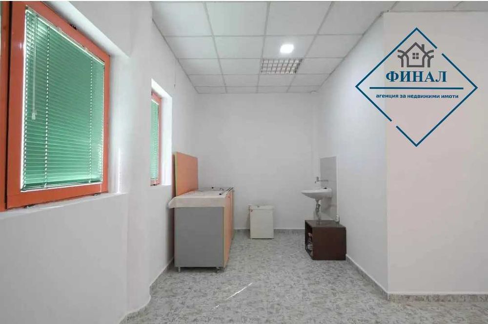 Продава се Магазин в Шумен, Център - 36 кв.м за 1275 €/кв.м - Снимка #1