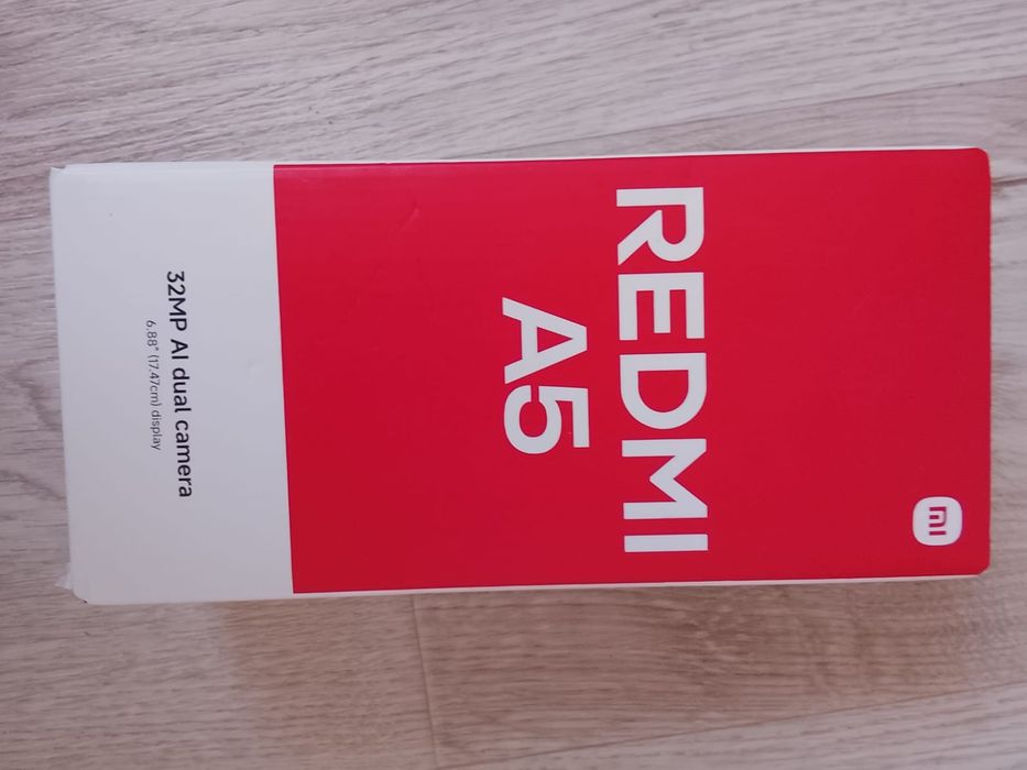 Продам телефон Редми б/у