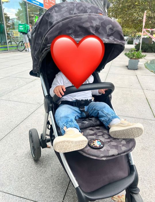 Продавам спортна количка Petite&Mars Royal Fantasy 2020