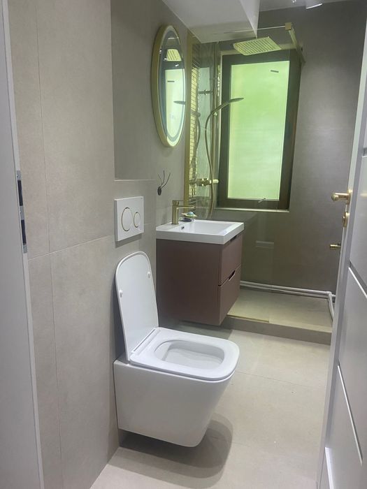 Ofer spre închiriere ap 2 camere ultracentral