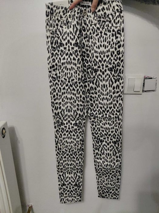 Pantaloni   dama  marimea 26