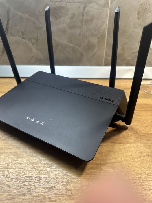 Router D-Link DIR-878