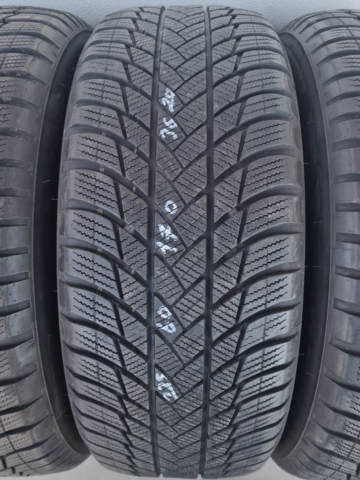 Зимни гуми 4 броя BRIDGESTONE Blizzak LM001 225 60 R17 дот 3620