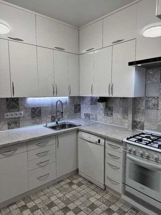 Продаётся 3/1/5  на Миробад. ЗАГС