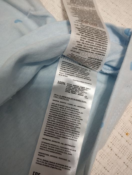 Vând bluziță pentru nou născută ,  45 cm , bumbac , Disney cu paiete