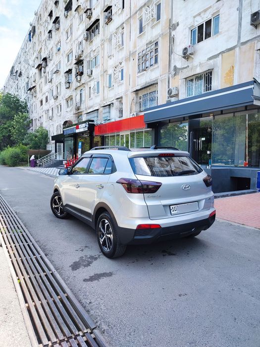 Hyundai Creta AWD 2.0L sotiladi