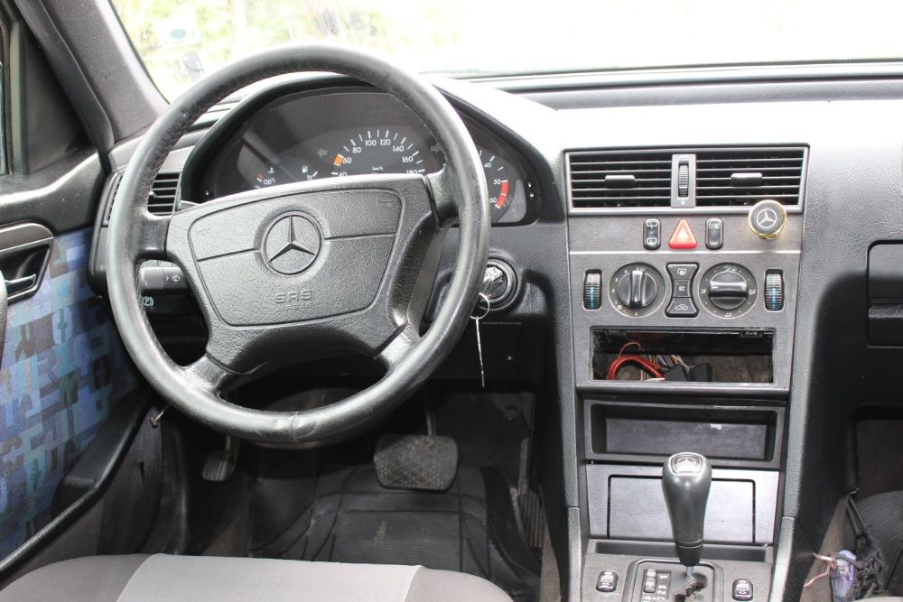 НА ЧАСТИ!!!  Mercedes W202 C250 Комби Фейслифт / Мерцедес В202