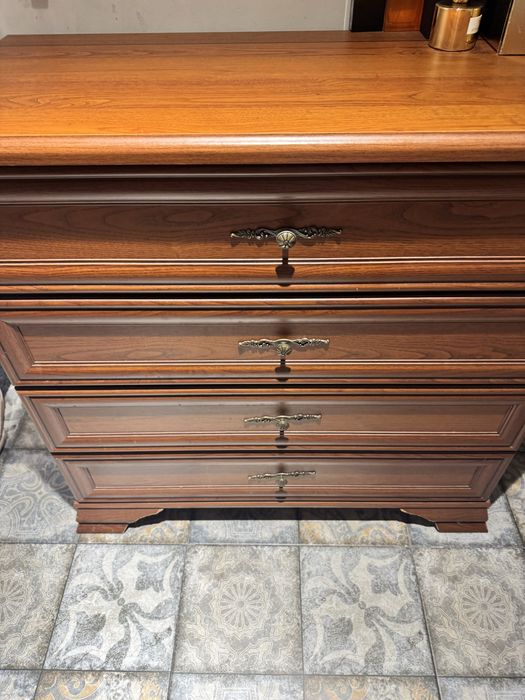 Продам комод Кентаки ( Euromebel)