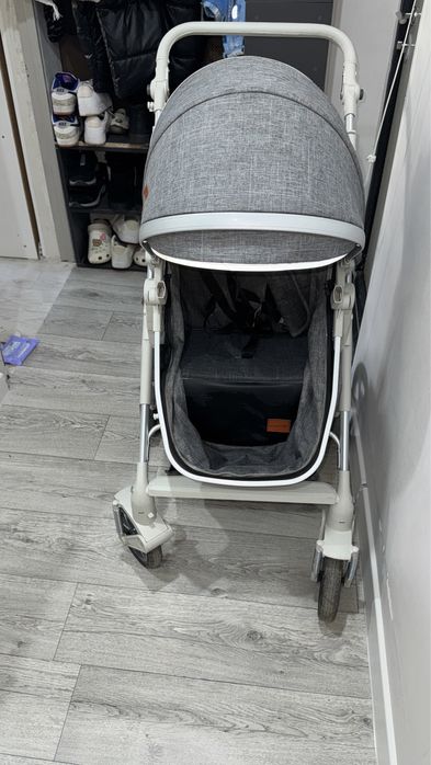 Коляска в хорошем состоянии