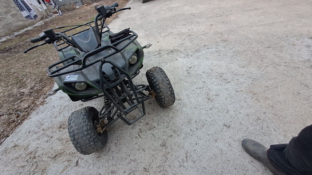 Продам квадрик в хорошем состоянии