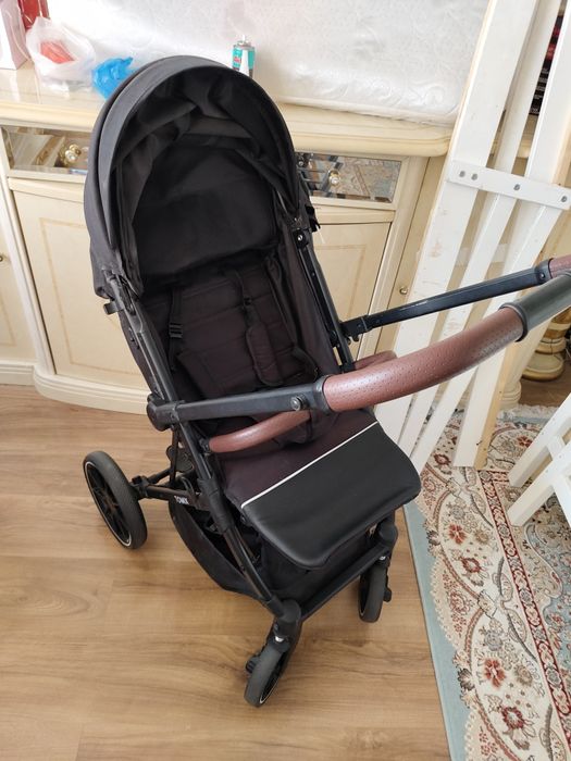 Коляска прогулочная фирменный