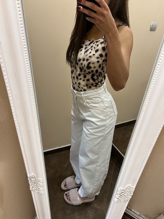 Дънки Zarа, Bershka