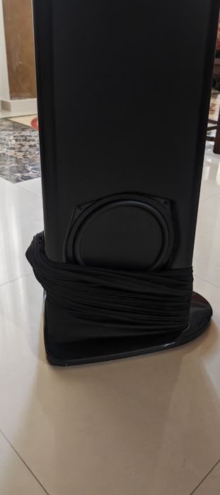 Boxe de podea Goldenear Triton Seven