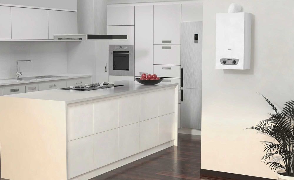 Газовая колонка ARISTON FAST R ONM 10 NG RU (10 л/мин)