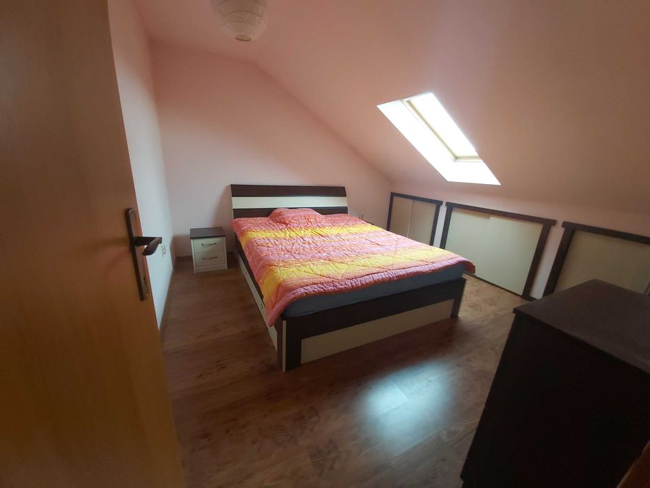 Proprietar inchiriez apartament 3 camere, 2 bai V.Aaron