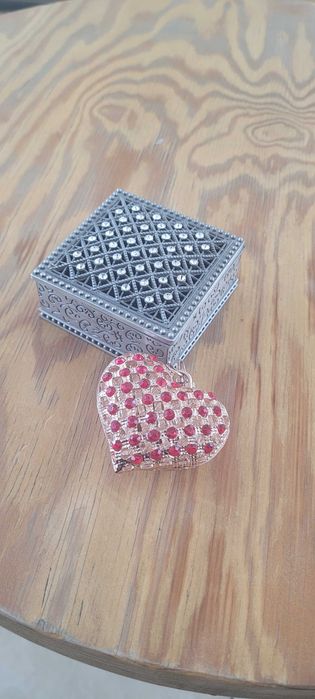 Pandantiv in forma de inima