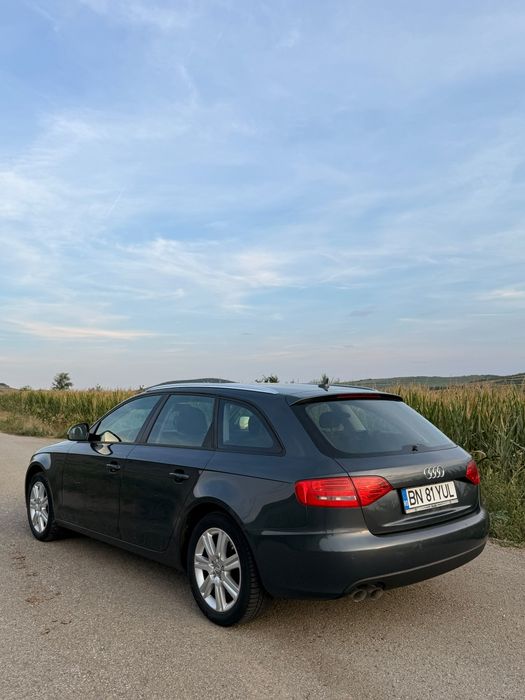 Vând Audi A4 B8 an 2009