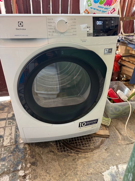 Uscator de rufe Electrolux