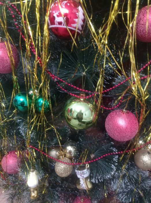 Ёлка с игрушками, 1,8 метра