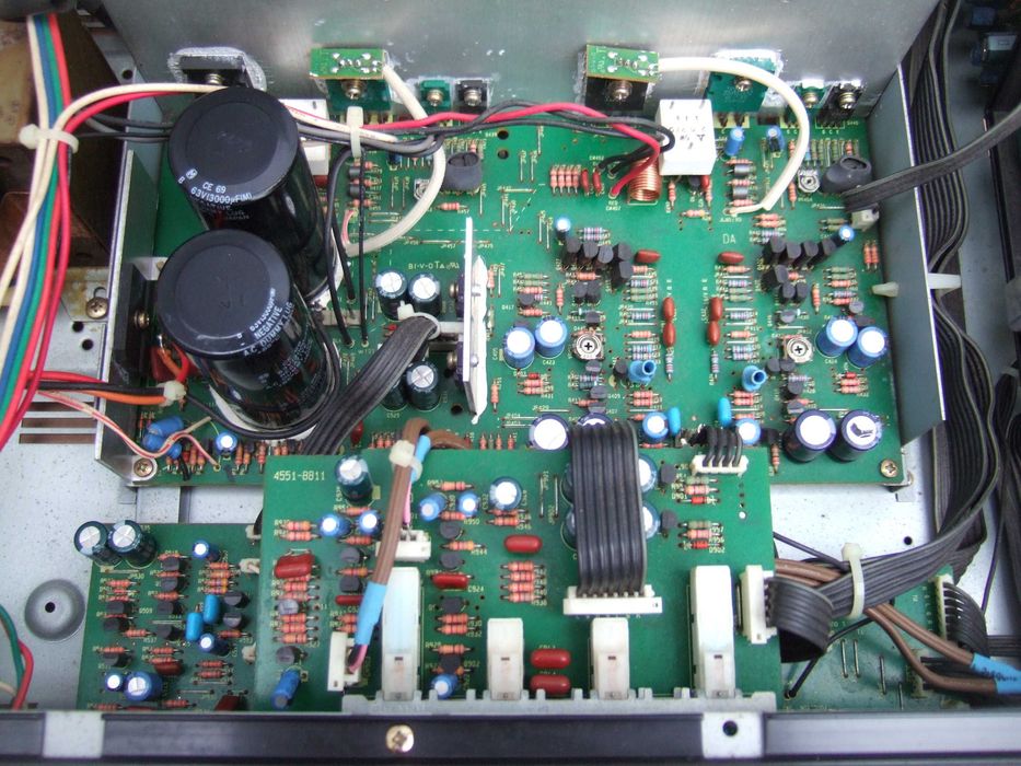 Harman Kardon HK-6500. Amplificator Audio .