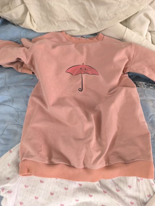 Лот клинове и блузи 122/128 размер и подарък