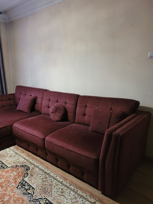 Продам Диван для гостиной