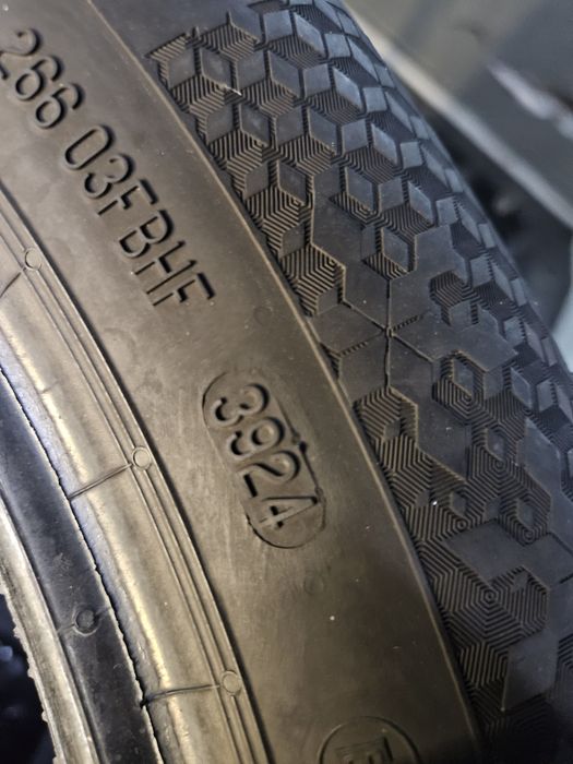 Гуми 225/55/17 дот24